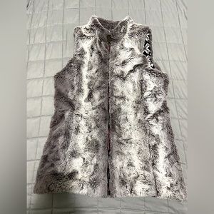 Hatley Faux Fur Vest Size Small